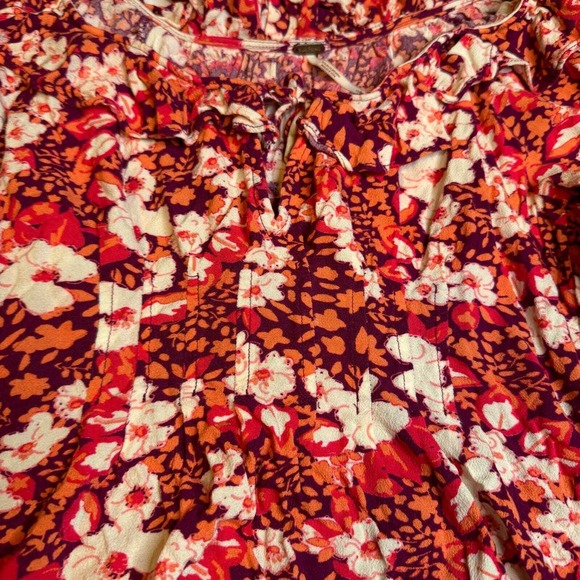 Free People Women's Small Cropped Top Blouse Ruffle Collar Floral 100% Viscose - Picture 6 of 7